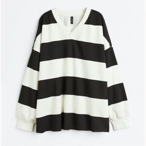 H&M Oversized V-neck Sweatshirt